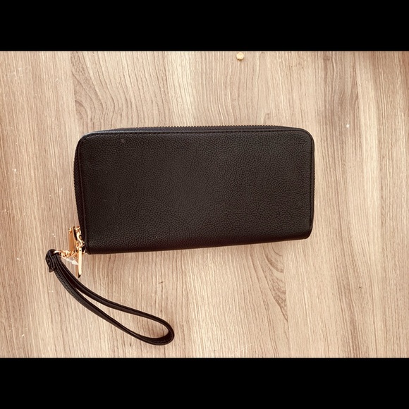 Black Double Zip Wallet with strap - Picture 1 of 5